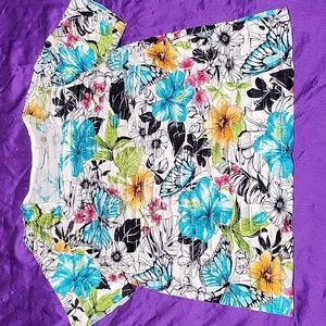Alfred Dunner butterfly hibiscus ruffel shirt